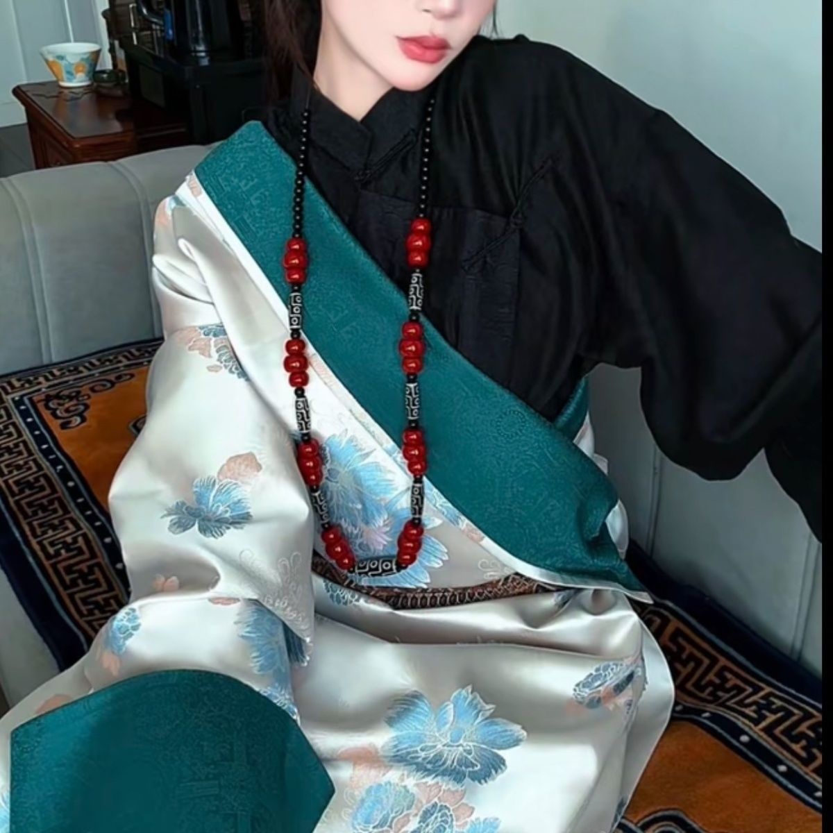 New Women's Bhutanese Tibetan  - Ethnic Fashion Shoot ulasan dan harga