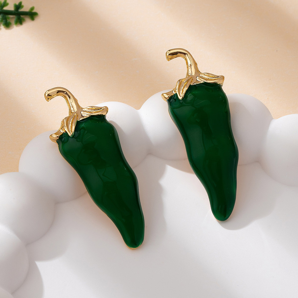 Quirky Chili Stud Earrings Wom - Ethnic Chic Fashion ulasan dan harga
